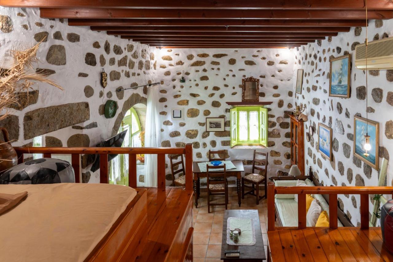 Appartamento Vintage White House Patmos Esterno foto